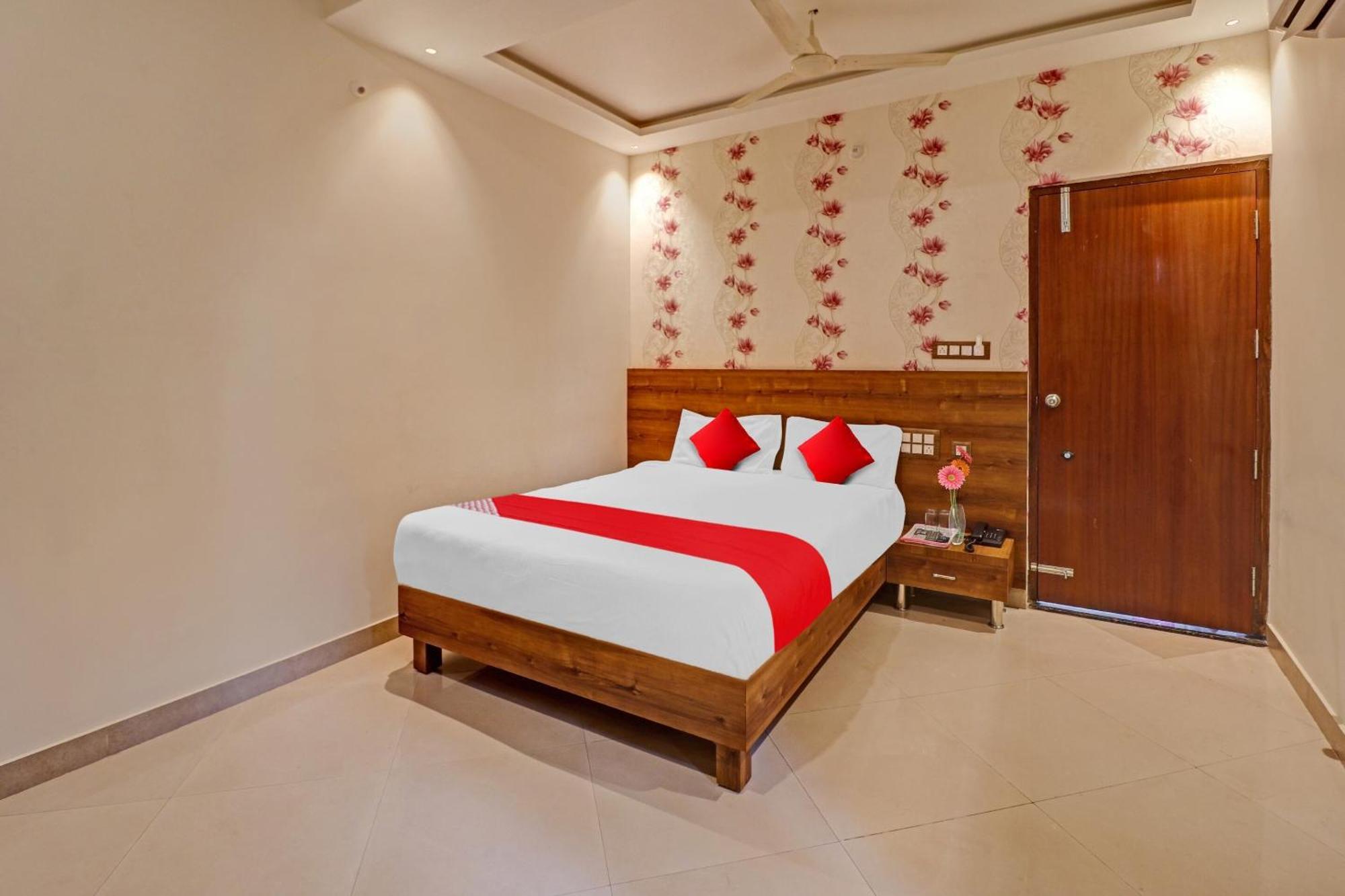 Hotel O Formula Vanivilasa Puram المظهر الخارجي الصورة